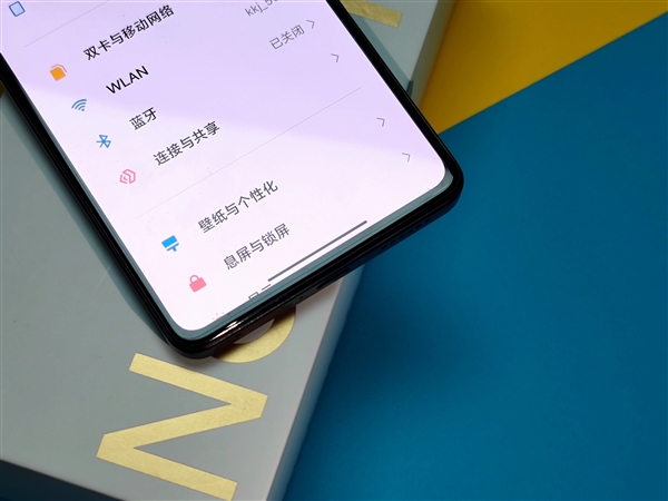 首发210W神仙秒充！Redmi Note 12 探索版图赏