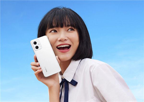 Redmi Note 12 5G意外发布：1199元就有120Hz OLED！