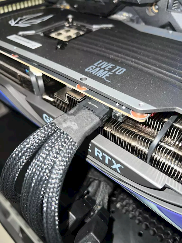 16Pin电源线频繁烧毁：RTX 4090用户决定起诉NVIDIA