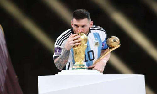 梅西2球阿根廷夺世界杯冠军！梅西加冕球王！